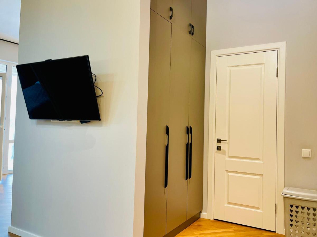 Уютная Стильная Квартира Возле Центрального Парка Горького! Apartment Almatî Exterior foto